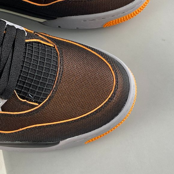 Air Jordan 4 Retro Starfish Sneakers - Picture 6 of 10